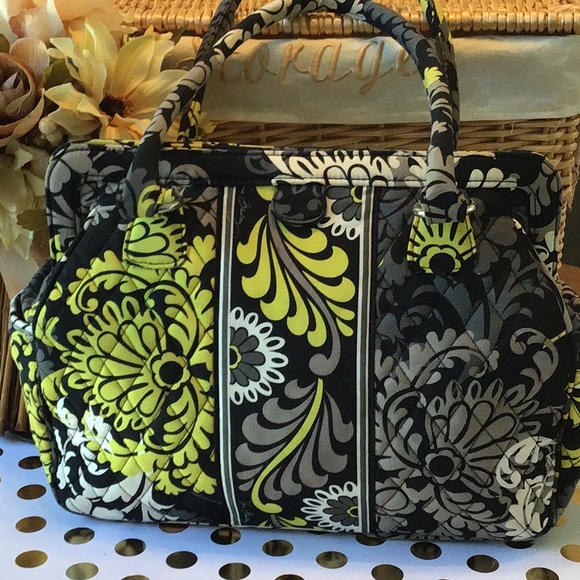 Vera Bradley Handbags - 🏆HP🏆VERA BRADLEY YELLOW, GREY, BLACK, WHITE BAG